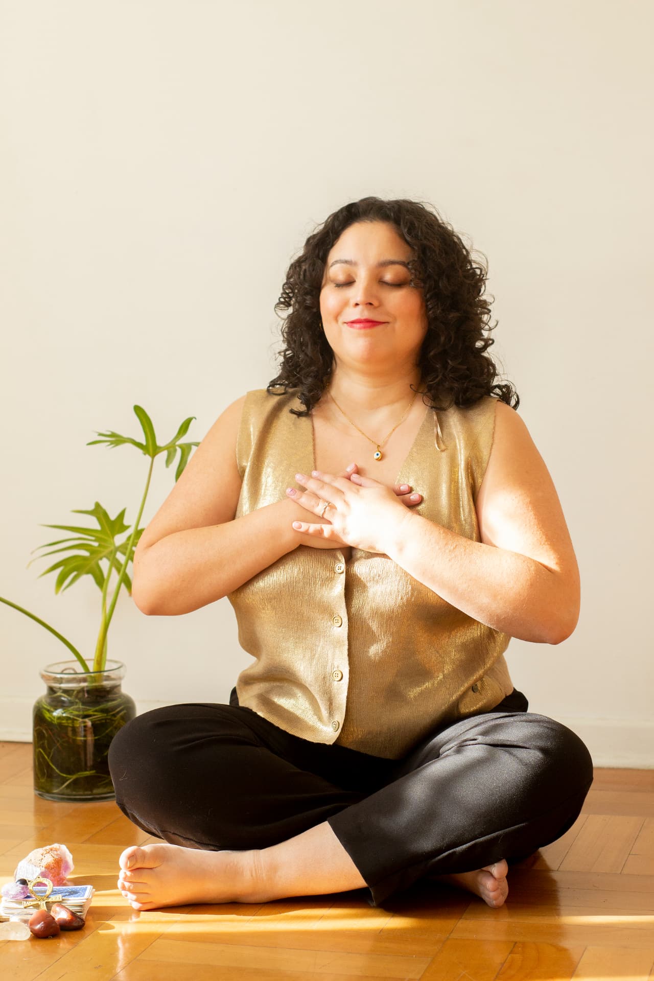 Natalia Manzo — Limpieza Energética con Cruz de Ankh